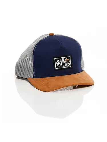 Boné Trucker Pico