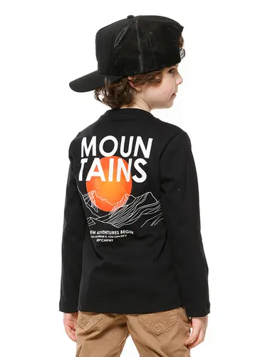 Camiseta Creative Mountais