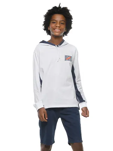 Camiseta Oversized Capuz Skate
