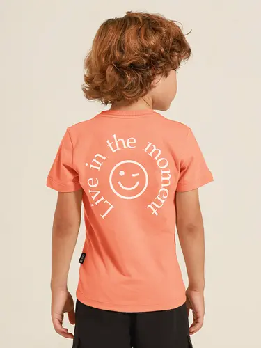 Camiseta Infantil Live The Moment