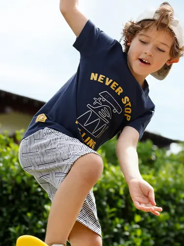 Conjunto Infantil Camiseta Moletinho Skater