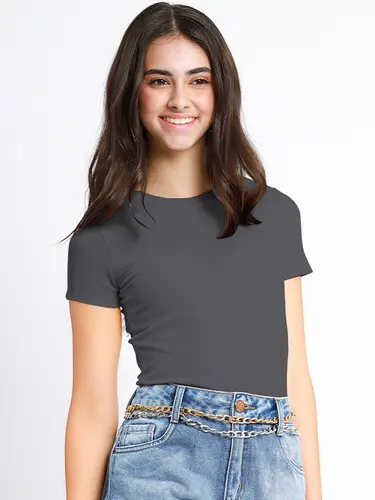 Blusa Canelada Basic Manga Curta