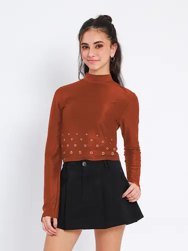Blusa Cropped New Com Ilhós