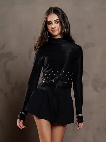 Shorts Saia Sarja com Pregas Stone