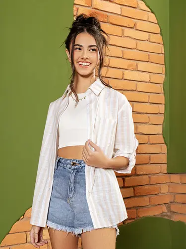 Shorts Jeans com Strass Butterfly Stone